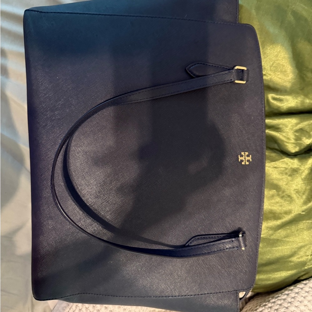 Tory Burch Blue Tote Bag Elegant Structured Design